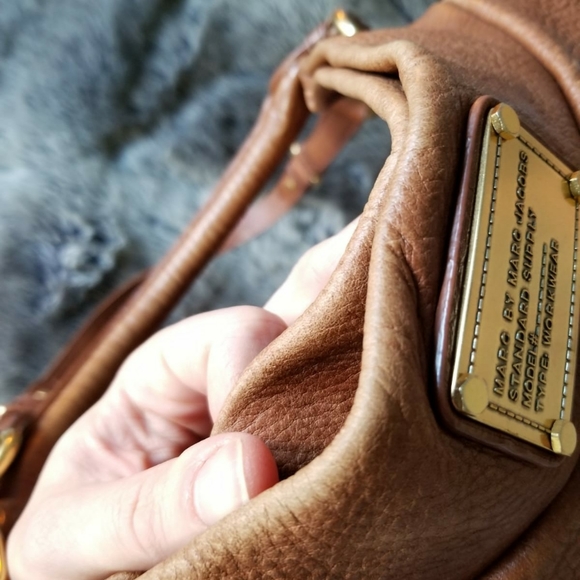 Marc by Marc Jacobs Classic Q Hillier Hobo Bag - Picture 10 of 10